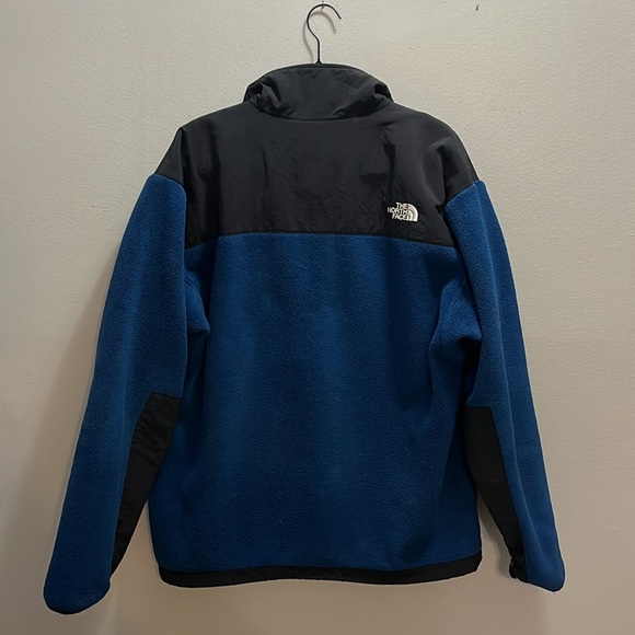 Blue North Face Denali Jacket - Picture 4 of 6